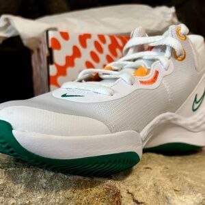 Women’s Nike Renew Elevate